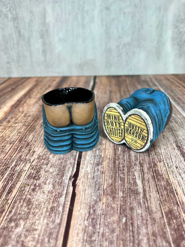 Kiss my Butt Mini Butt Shooter tan