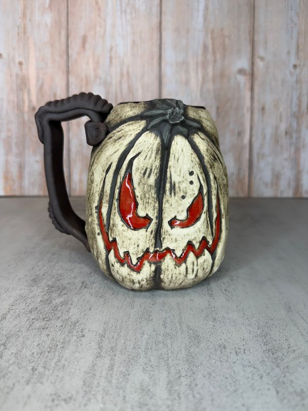 Pumpkin Mug Ivory skin with Red Eyes