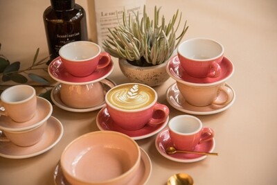 Loveramics - EGG - 250ML CAPPUCCINO CUP &amp; SAUCER - Berry