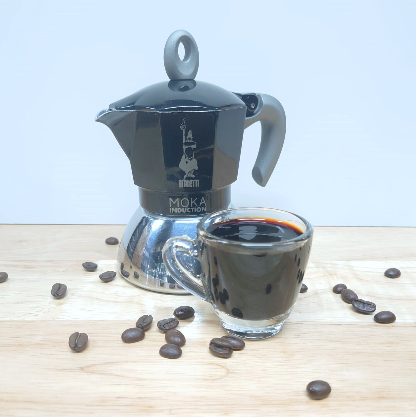 Bialetti Moka Induction Black (2/4/6 cups)