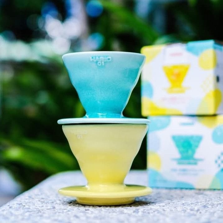 HARIO V60 冰裂濾杯 藤黃色/花綠青 (1-2人份)