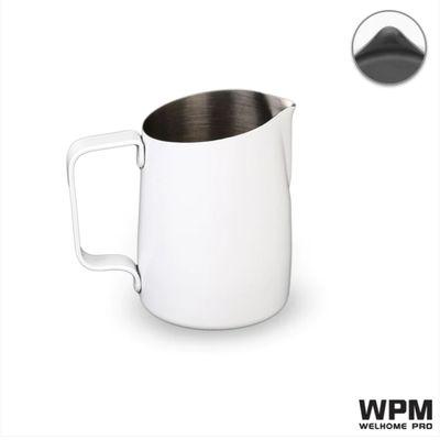 WPM HC7107MW尖嘴 啞白 斜口拉花杯 450cc WPM HC7107MW尖嘴 啞白 斜口拉花杯 450cc