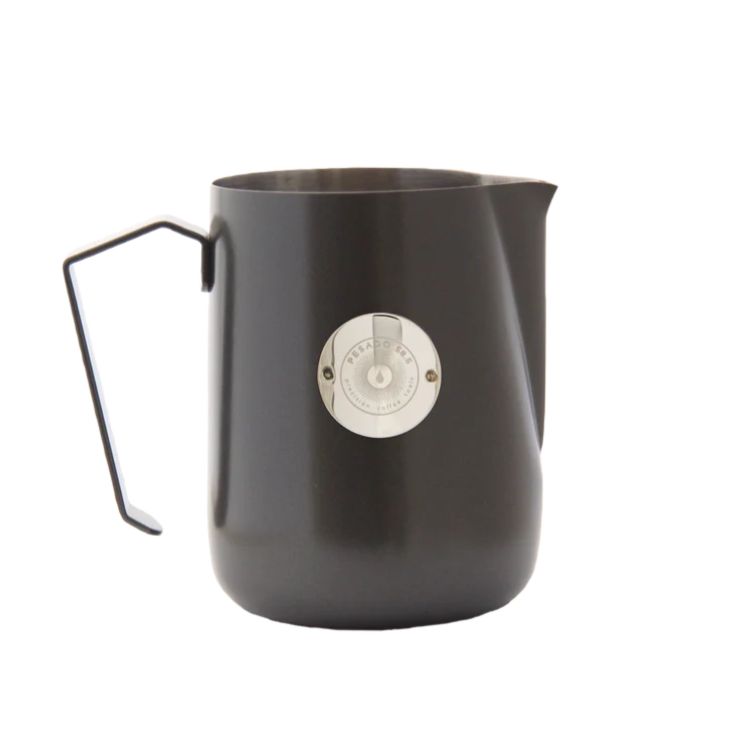 PESADO Milk Jug (Sharp spout)
