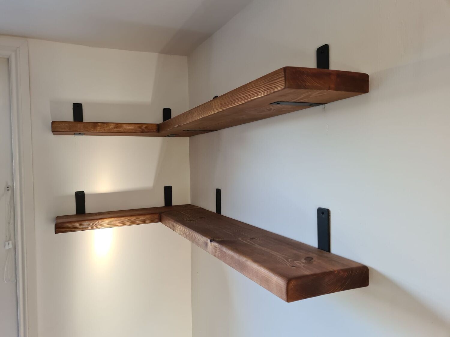 Corner shelves - Reclaimed Timber and industrial style brackets