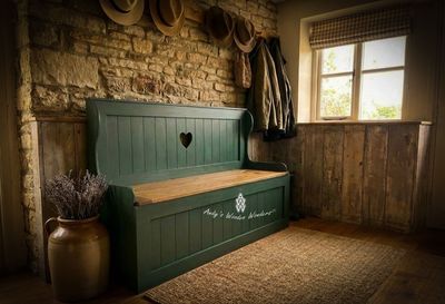 Monks Bench (Pew/Settle) - Monks Bench (Pew/Settle) - "Elizabeth"