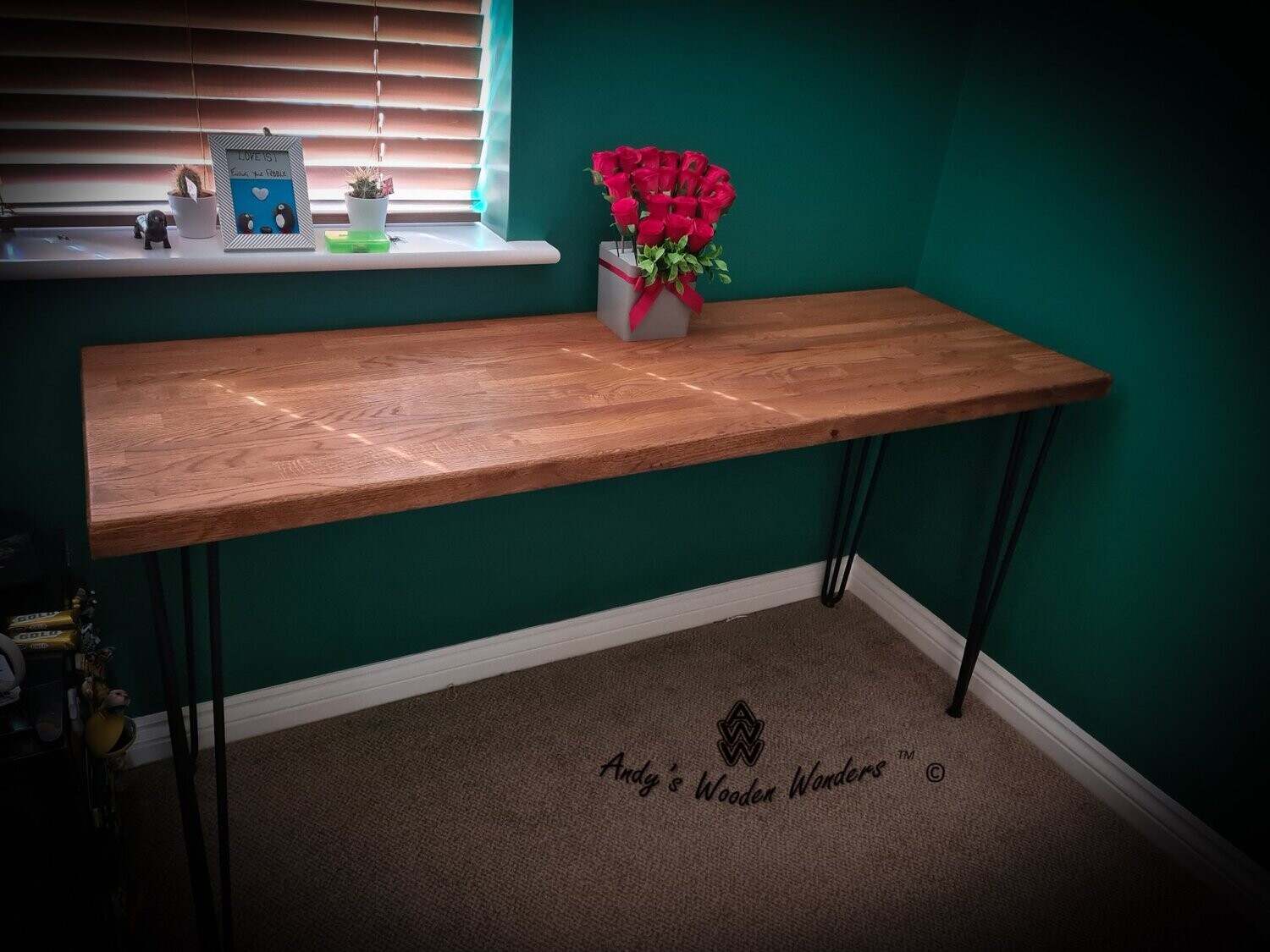 PC Desk/Workstation - Solid Oak PC Desk/Workstation - Solid Oak