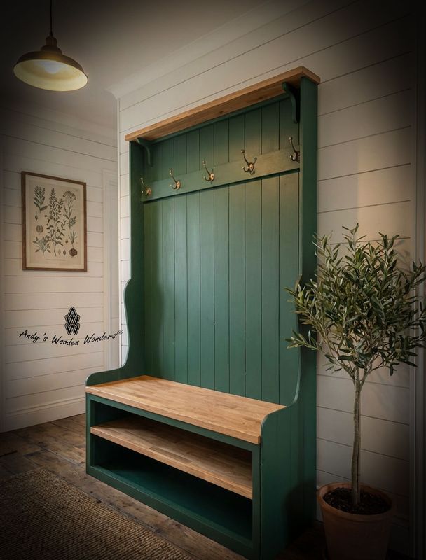 High-backed Monks Bench, with hooks. - "Florence"