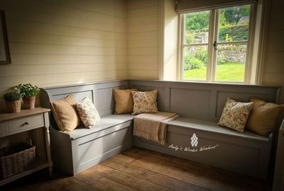 Corner Monks Bench  - "Alexandra" - Rhiannon - RH16