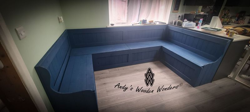 3-Sided Monks Bench - Rebecca