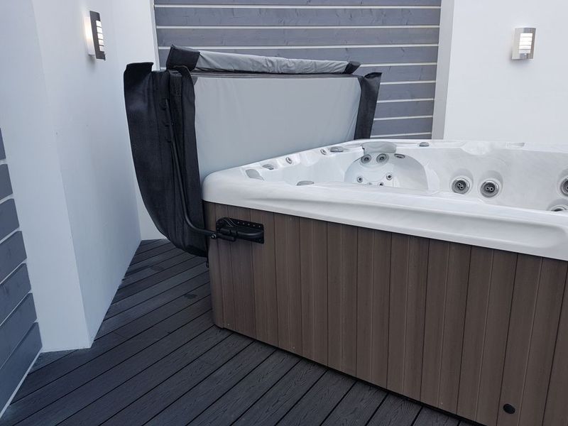 Yourspa Aqua Lift 1