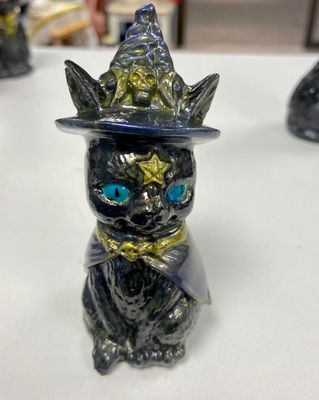 Resin witch cat figure