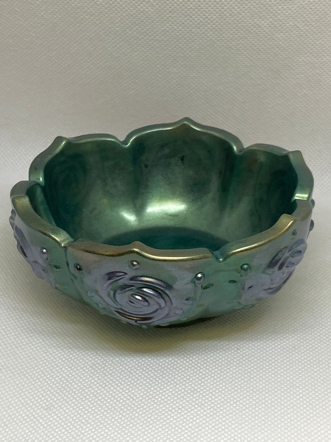 Resin bowls