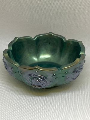 Resin bowls