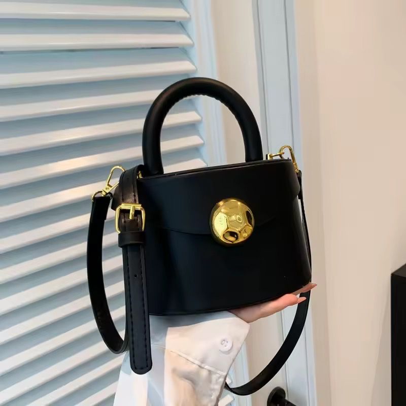 Peony Black