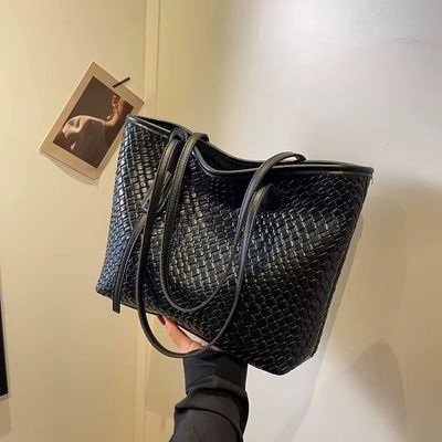Ava Bag Black