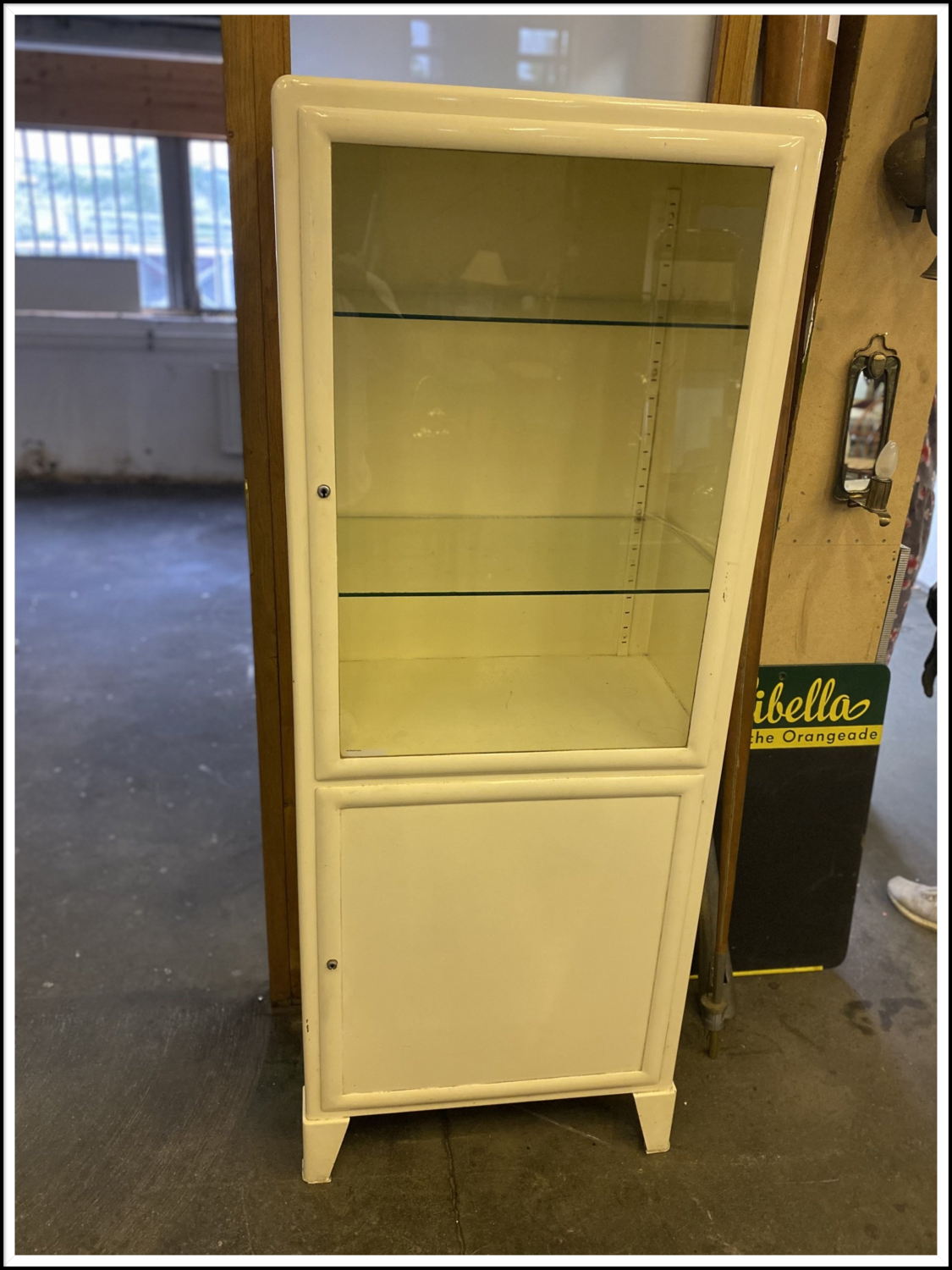 Arztschrank