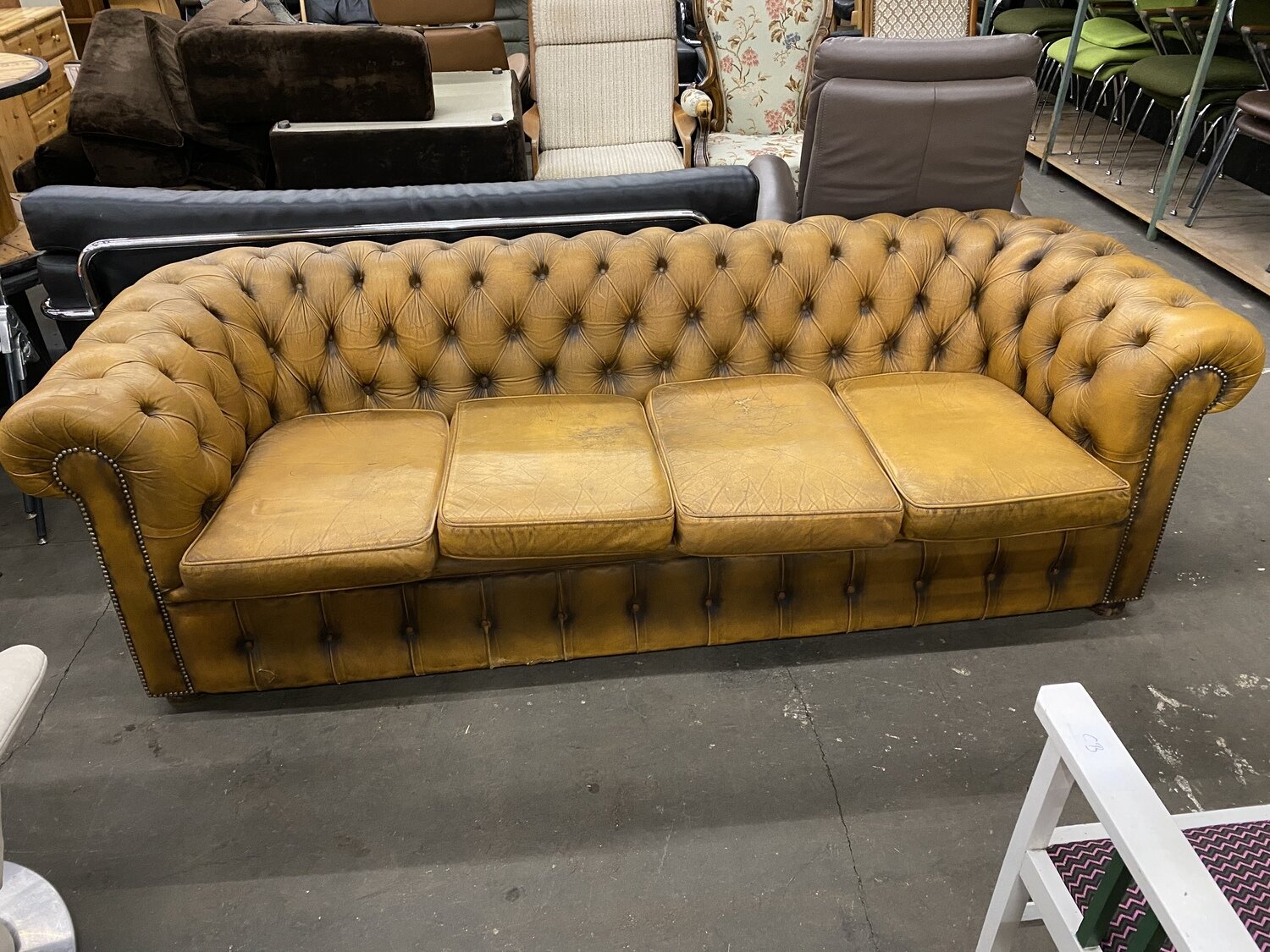 Chesterfield Sofa Couch