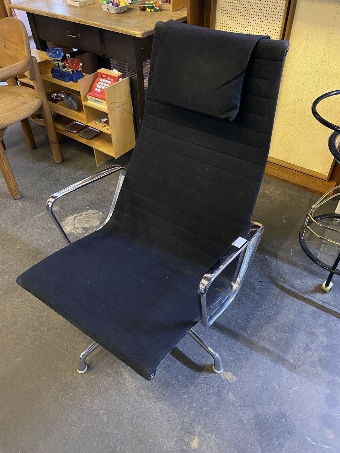 Herman Miller Vitra Aluminium Chair Hopsak