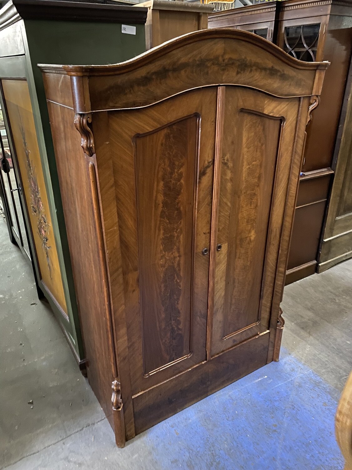 Kleiderschrank
