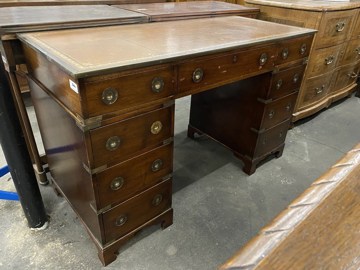 Schreibtisch Tisch Desk