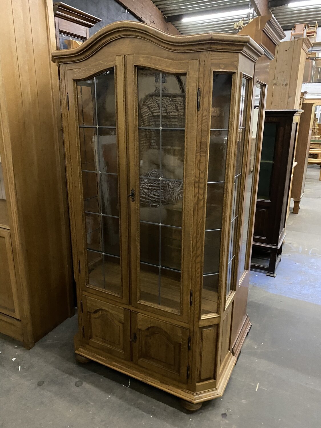 Vitrinenschrank Eiche