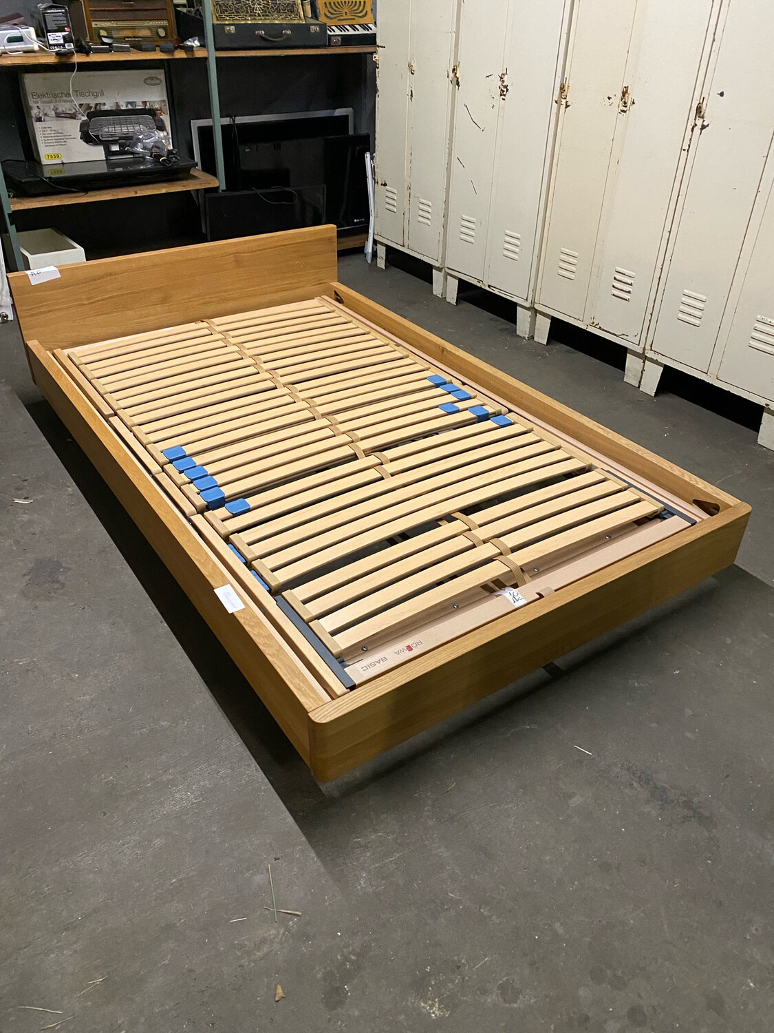 Schwebebett Massivholz Röwa Basic Komfort Elektrisch Verstellbar 120 x 200cm