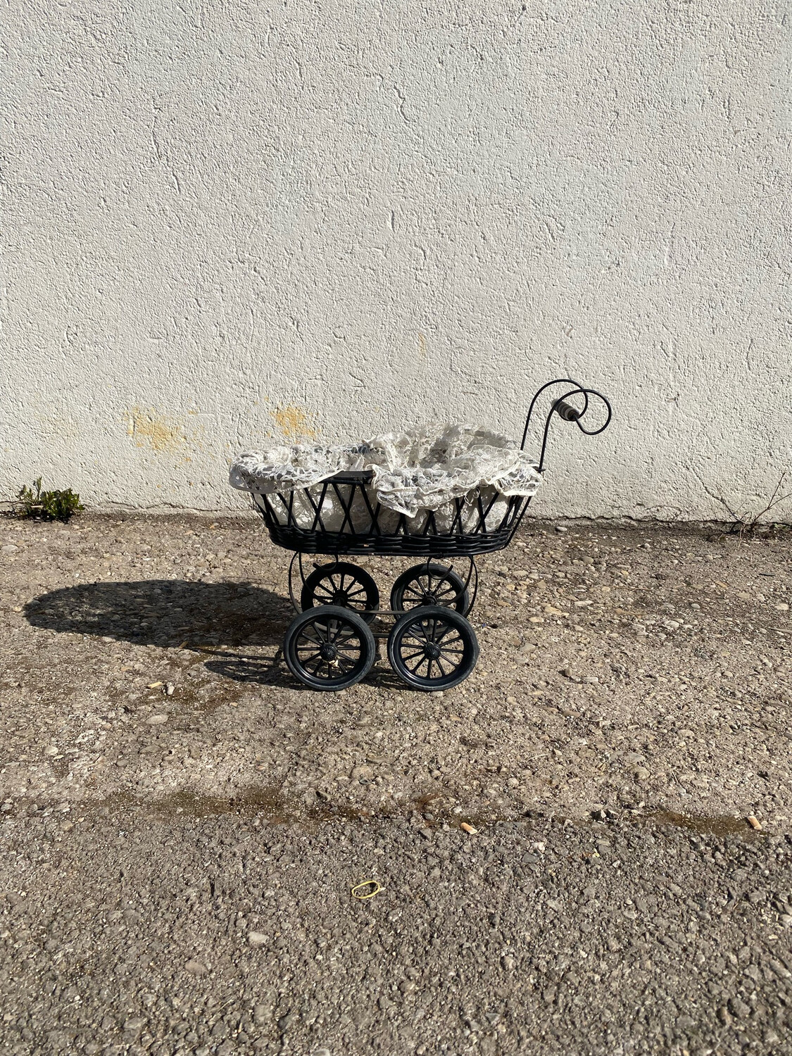 Alter Kinder Puppenwagen