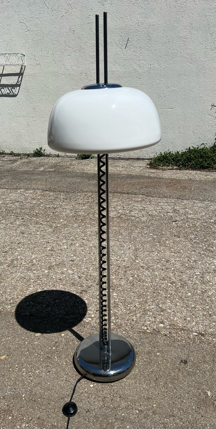 Stehlampe Stehleuchte