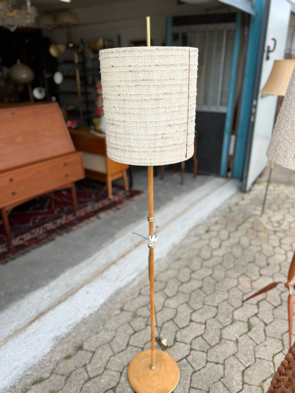 Stehleuchte Leder Mid Century Vintage Stehlampe