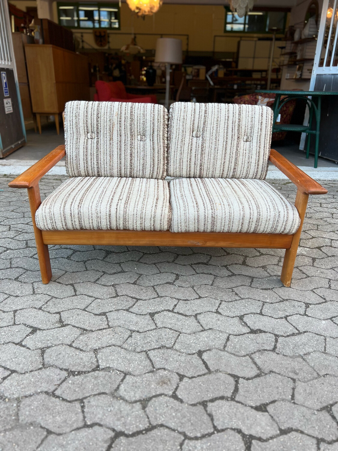 Knoll Antimott Sofa Couch Mid Century Vintage