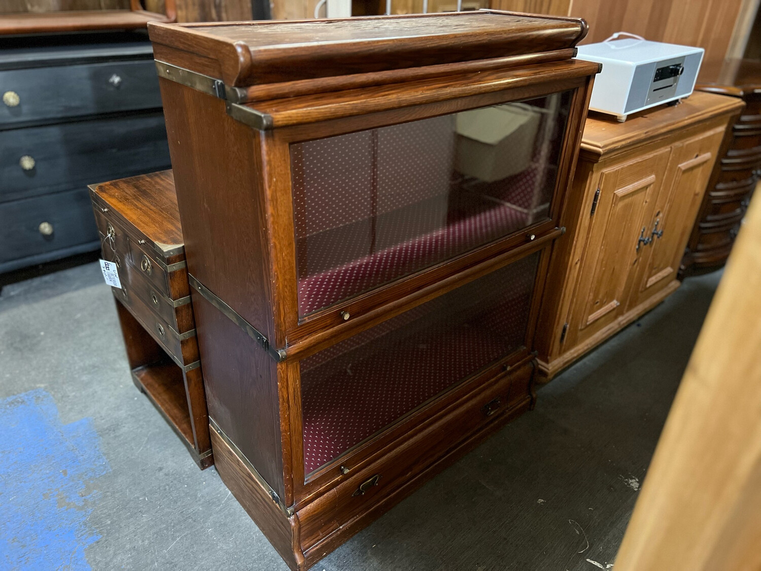 Bücherschrank Büchervitrine Globe Wernicke Ära