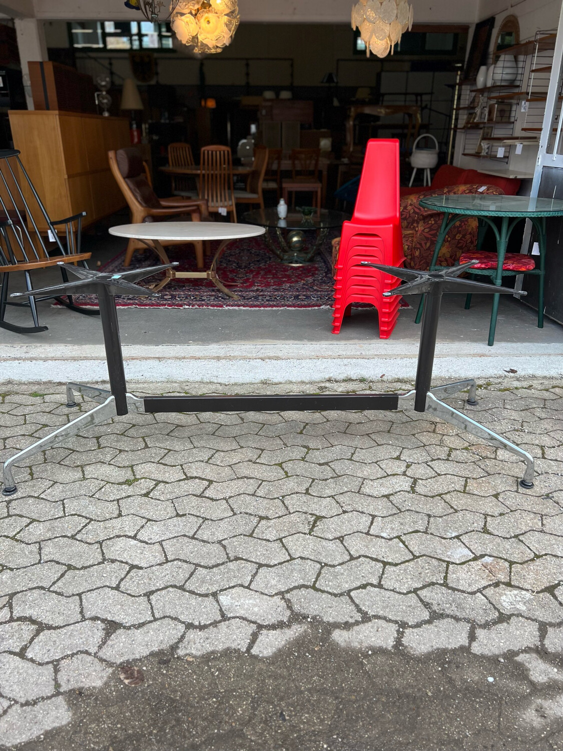 Charles &amp; Ray Eames Vitra Segmented Table Meeting Tischgestell