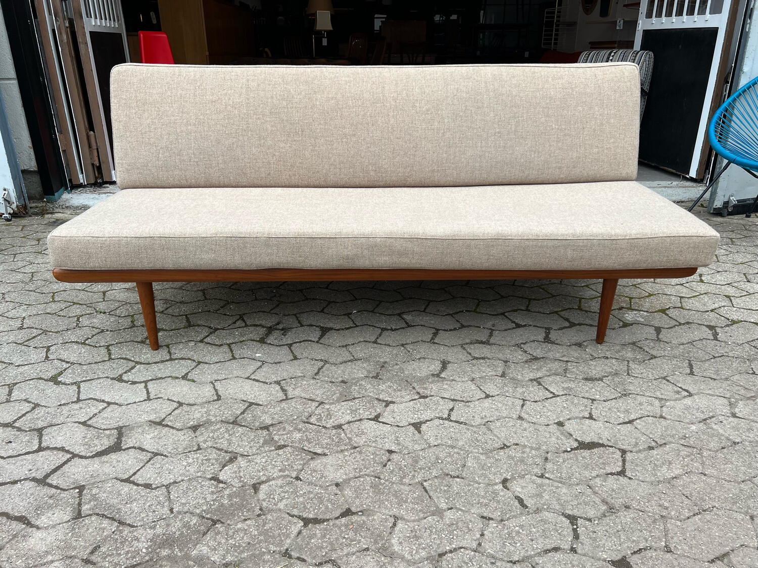 Sofa Couch Daybed Minerva Peter Hvidt Danish Teak Mid Century Vintage