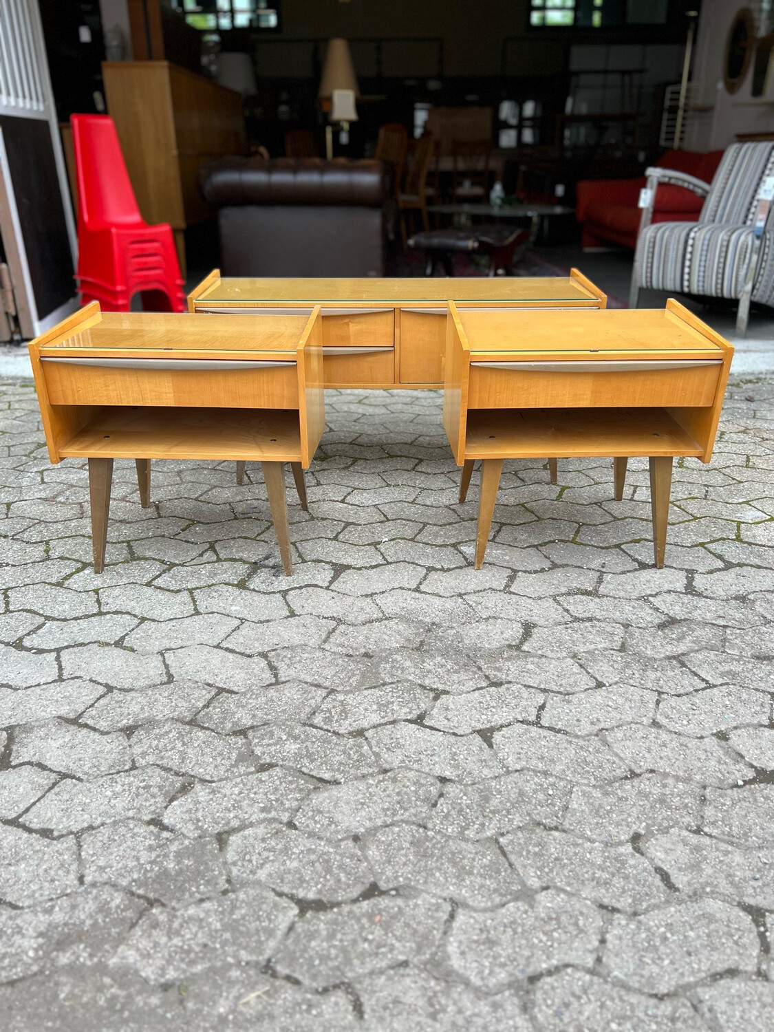 Nachtkästchen Nachttischchen 1von2 Mid Century Vintage