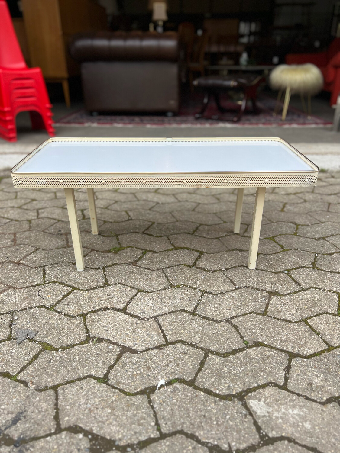 Beistelltischchen Blumentischchen Couchtisch Mid Century Vintage
