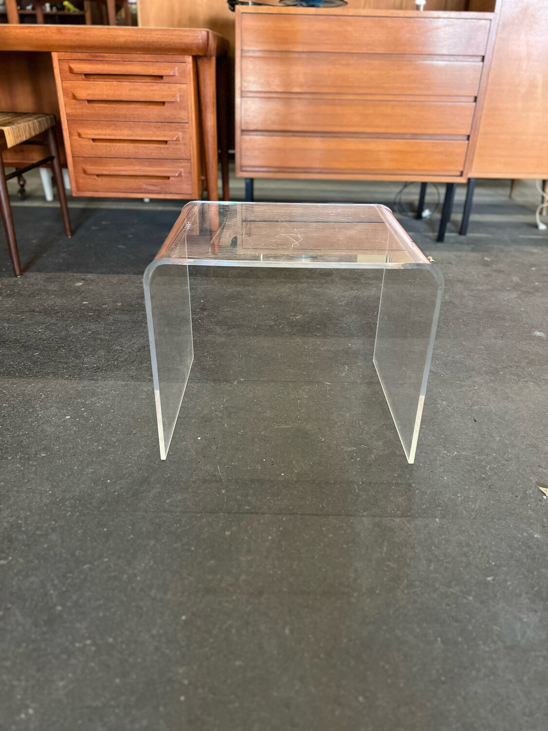 Acryltischchen Beistelltisch
