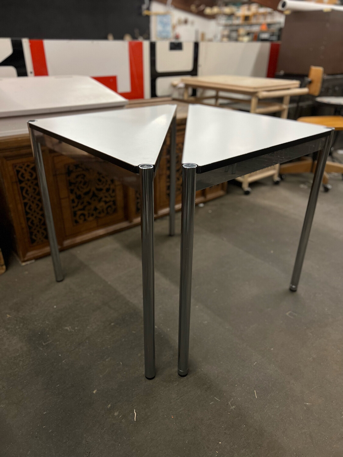 USM Haller Dreieckstisch Tisch Bürotisch 1von4