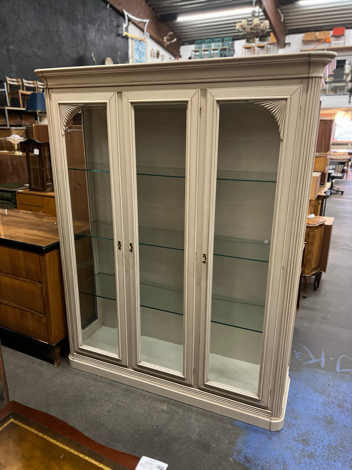 Selva Vitrine Vitrinenschrank Schrank Beleuchtet