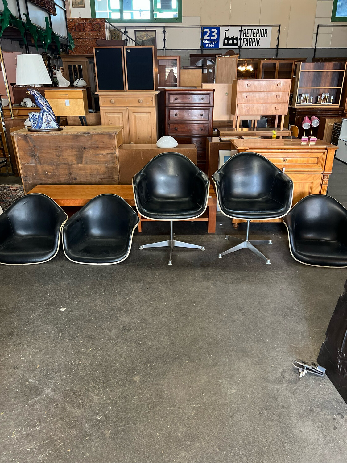 Charles Eames Herman Miller Fiberglass Stuhl 1von5