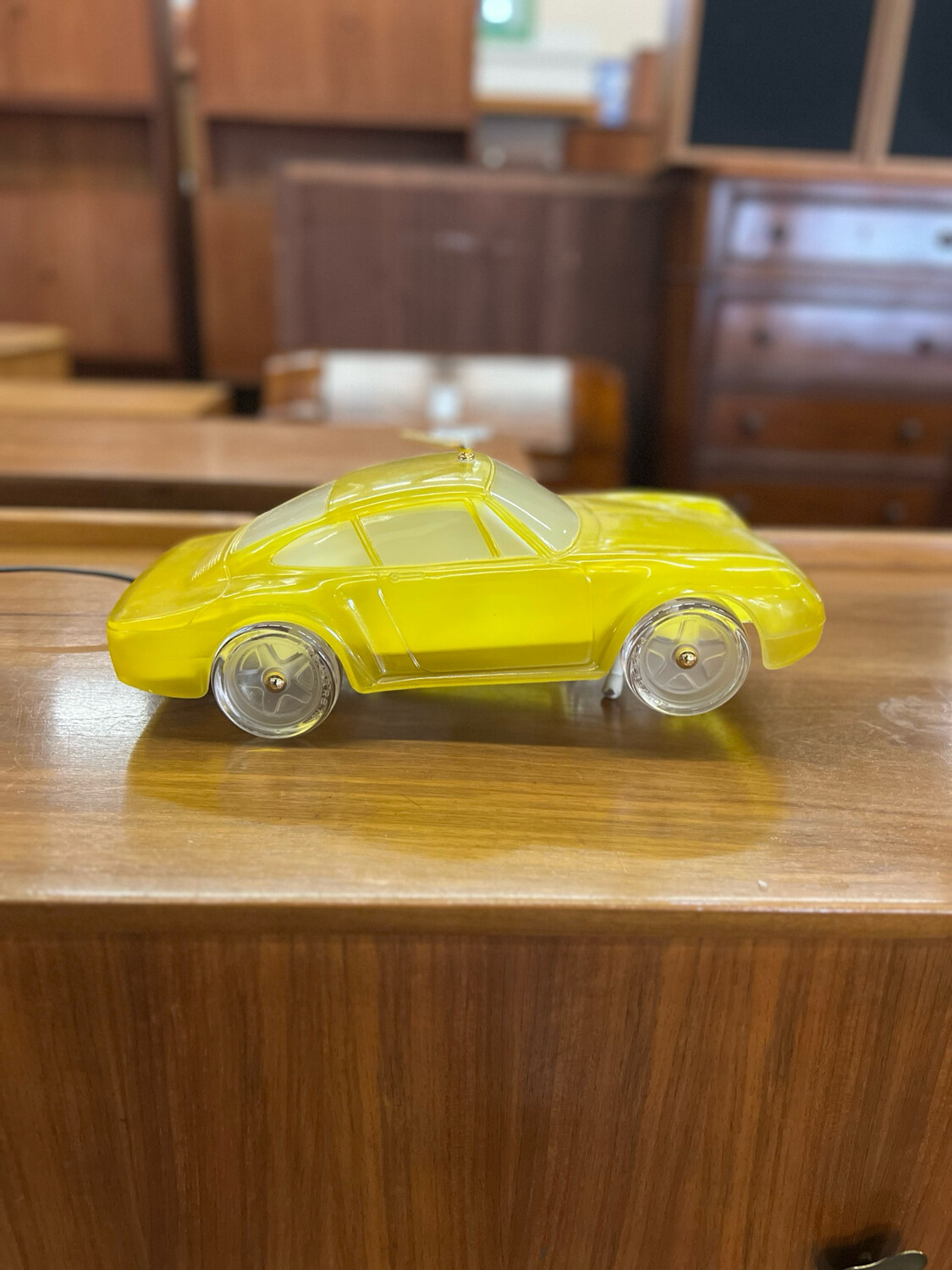 Modellauto Miniatur Auto Glas Beleuchtet