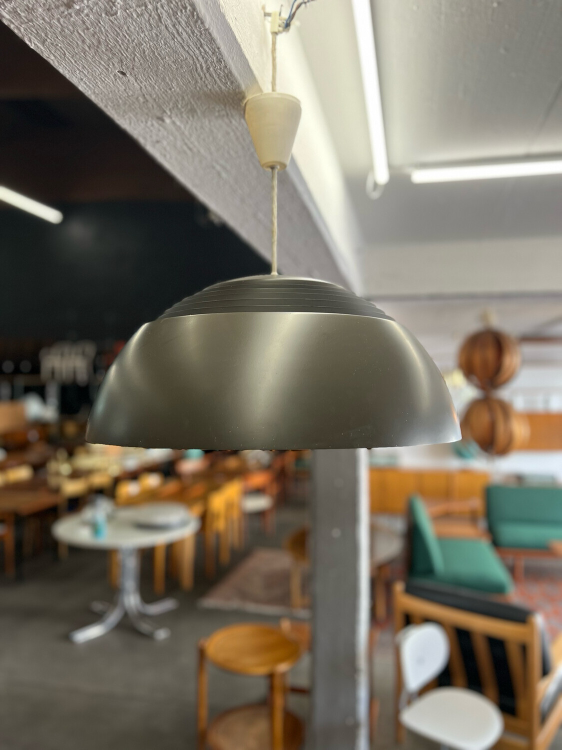 Deckenleuchte Hängeleuchte Arne Jacobsen Louis Poulsen Vintage