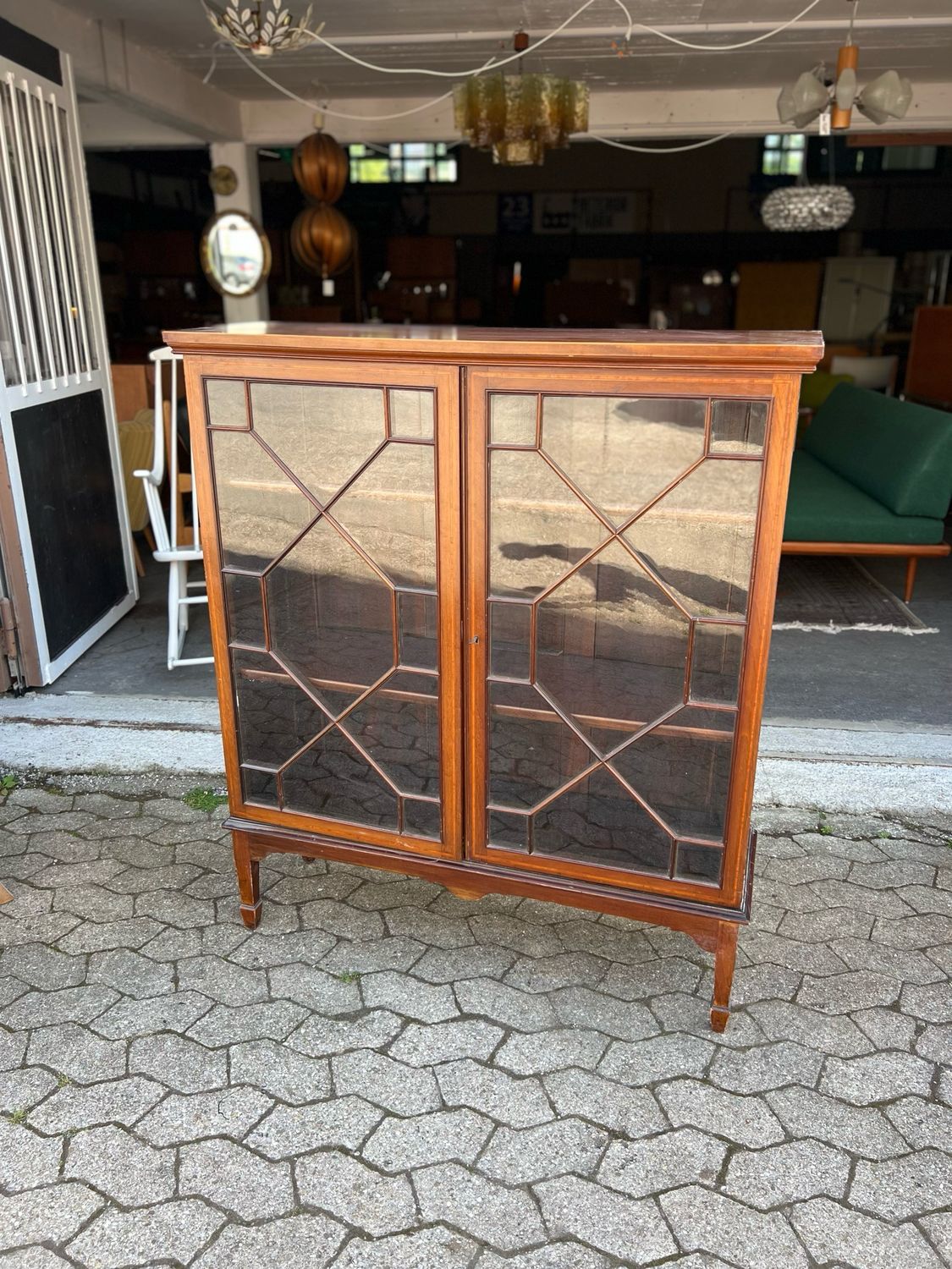 Vitrine Vitrinenschrank