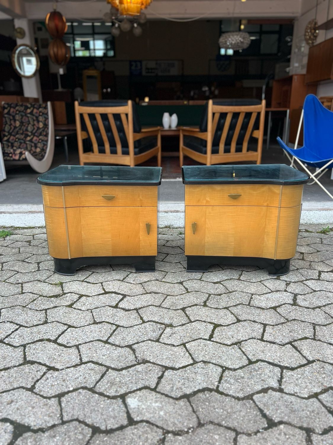 Nachtkästchen Nachttischchen 1von2 Mid Century Vintage