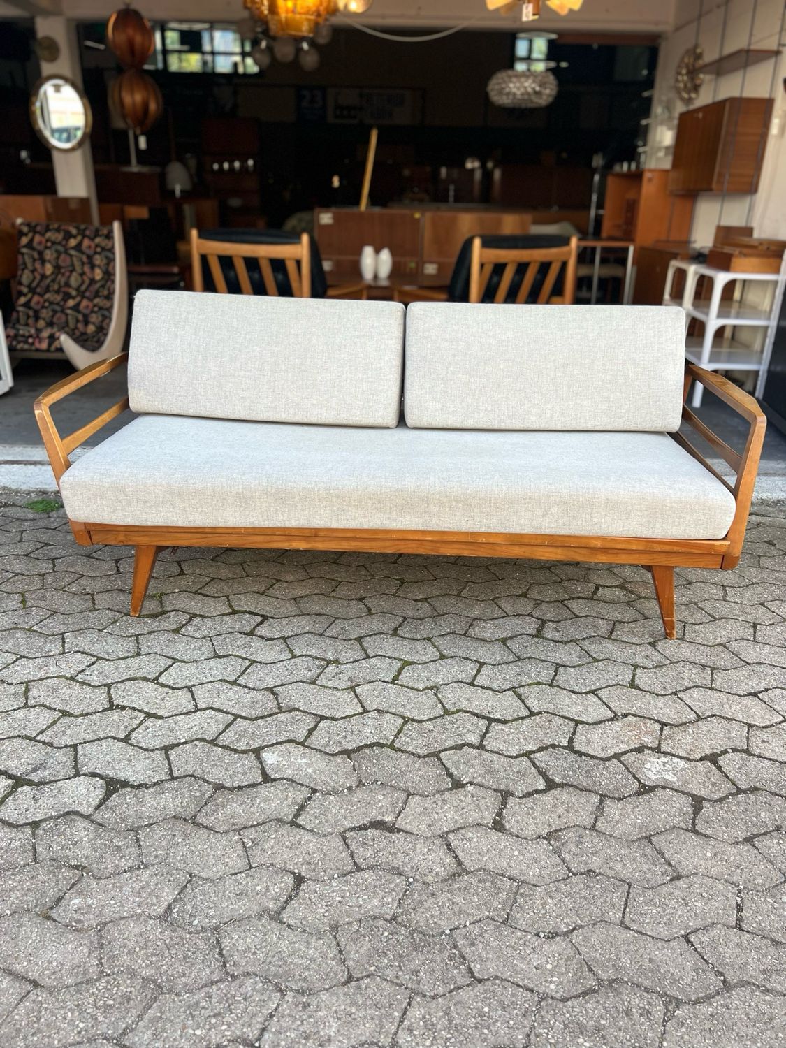 Sofa Couch Knoll Antimott Mid Century Vintage