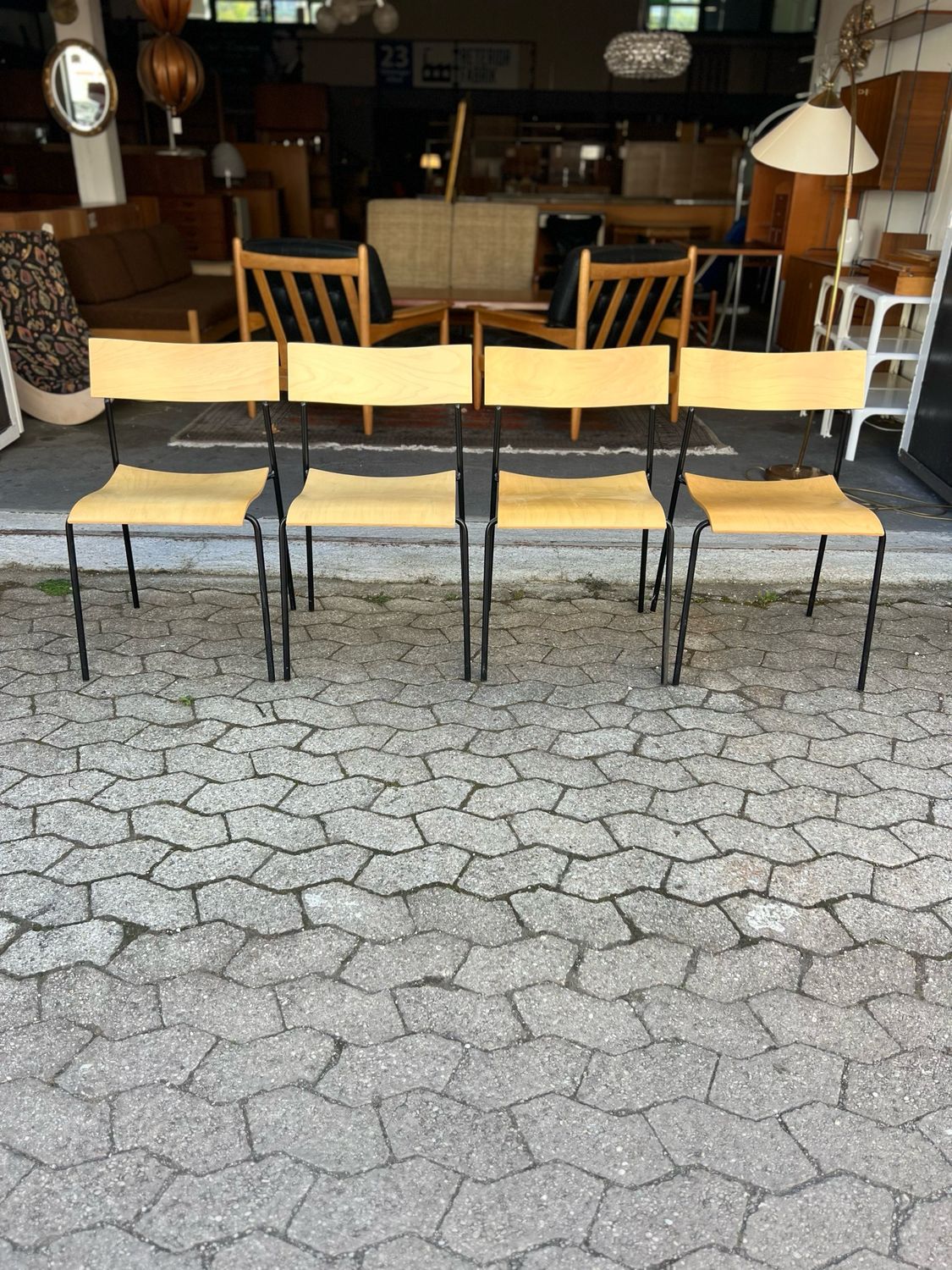 Stuhl Stühle Stapelstuhl Lammhults Campus 1von35