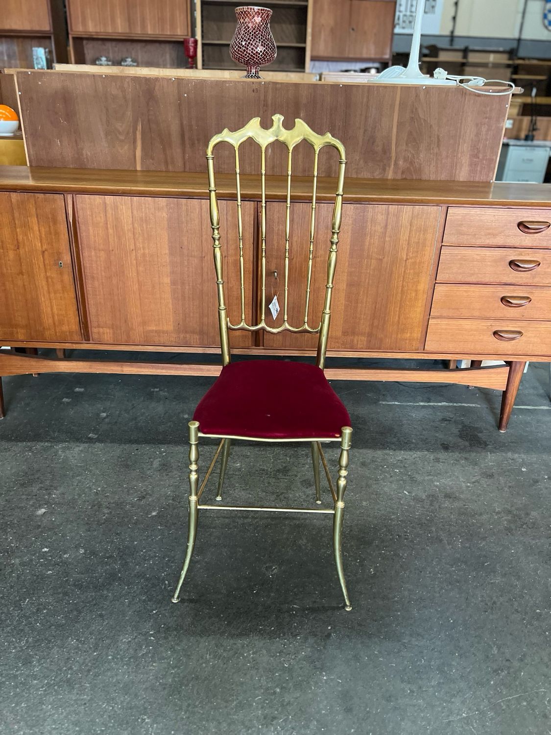Stuhl Chiavari Messing Vintage
