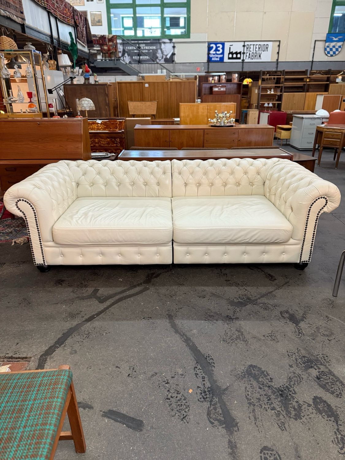 Chesterfield Sofa Couch