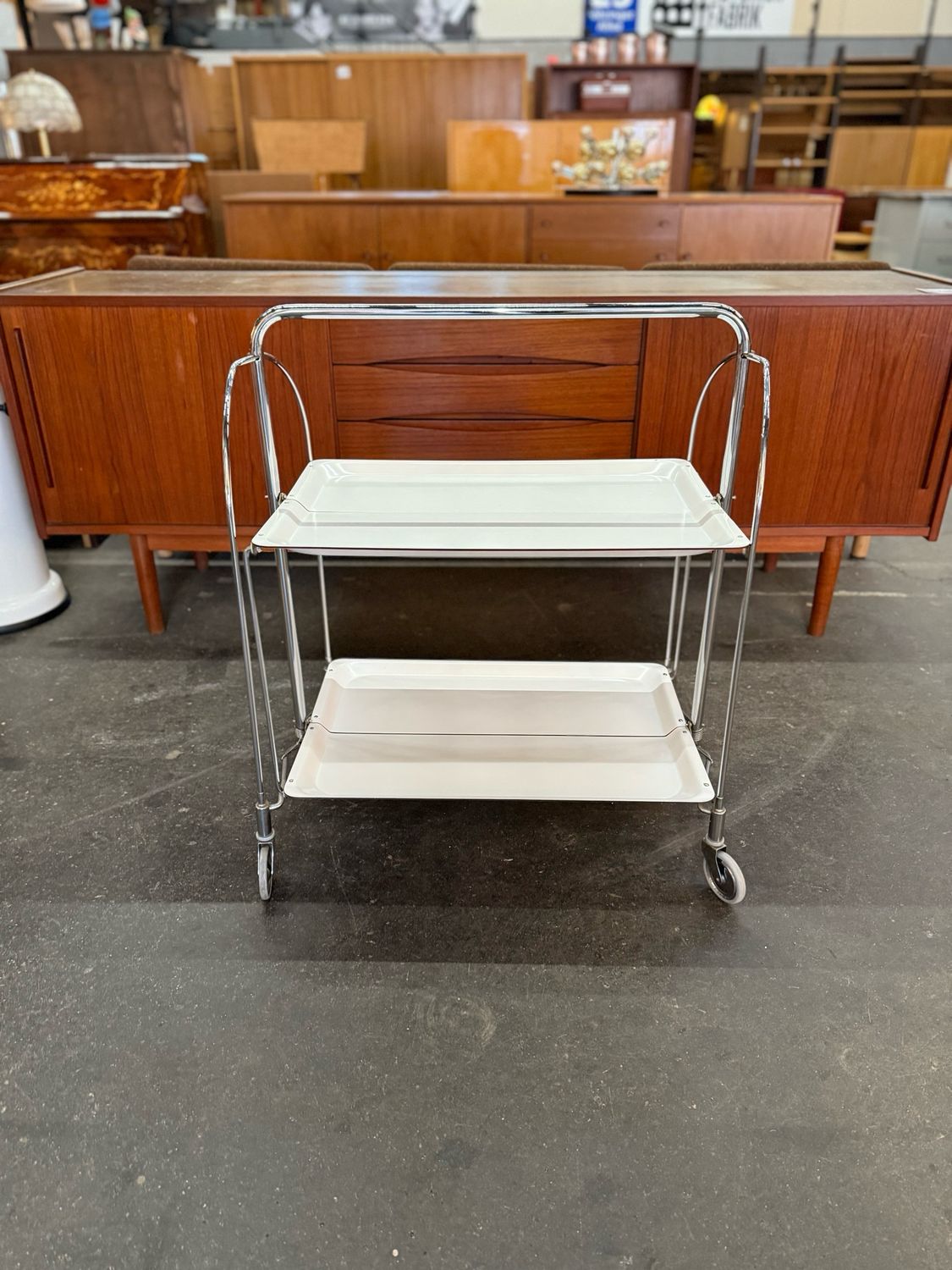 Dinette Barwagen Teewagen
