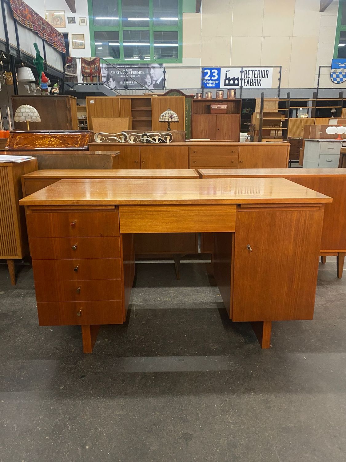 Schreibtisch Mid Century Vintage