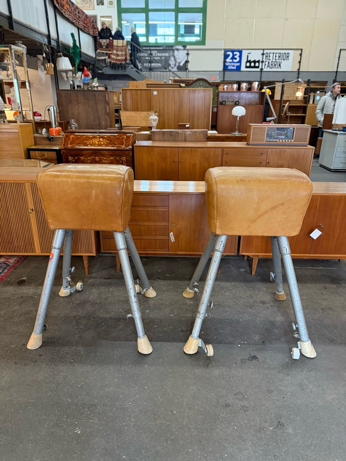 Turnbock Turnpferd Vintage 1von2